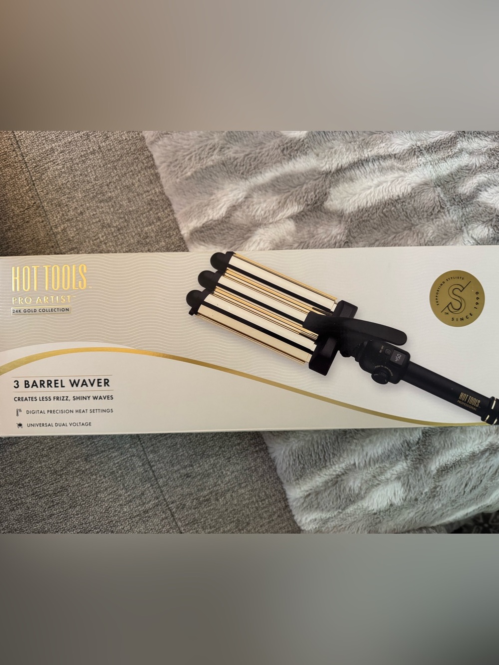Hot Tools 24k Gold 3-Barrel Waver — Triple Barrel Hair Styler (Gold/Black)